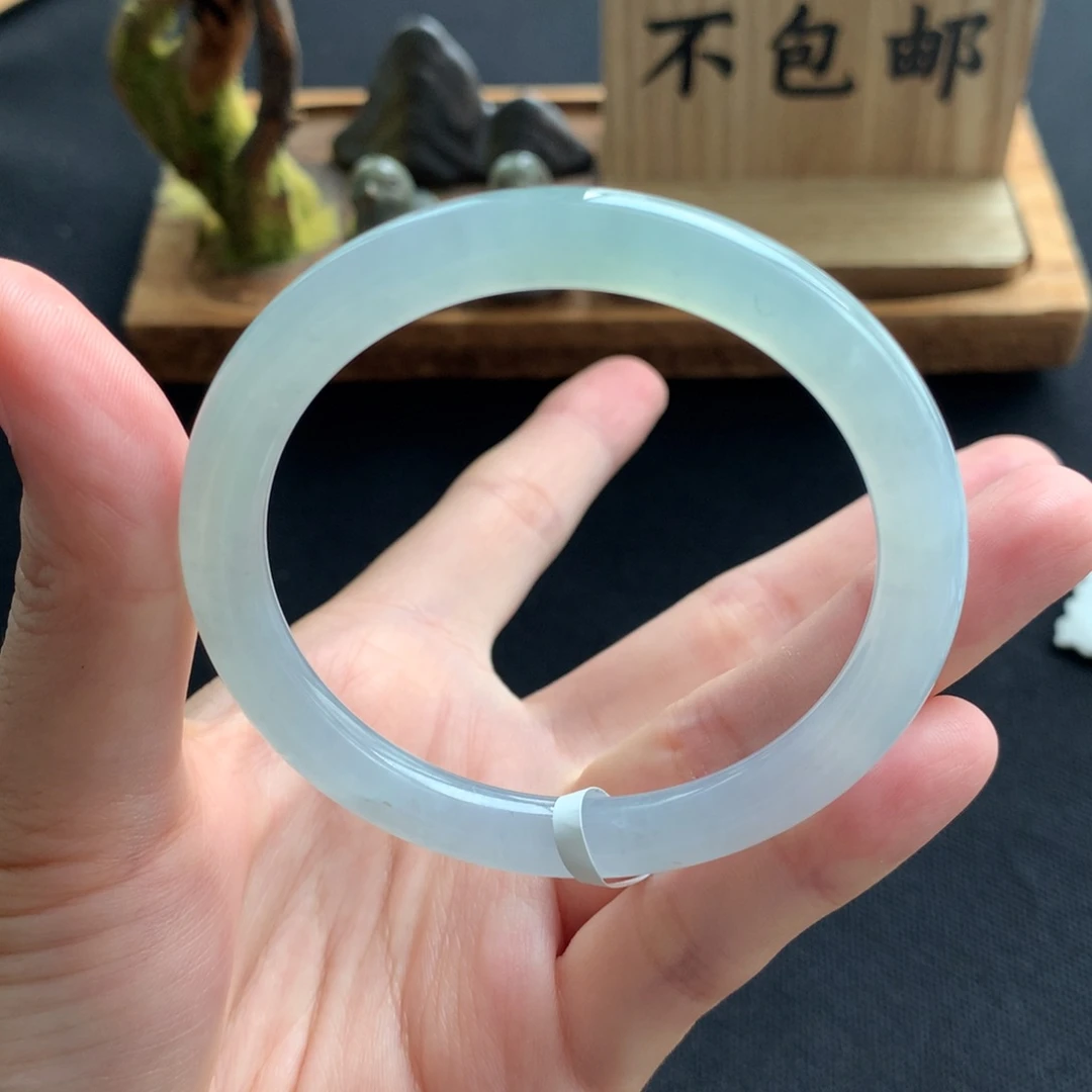 翡翠未镶嵌手镯翡翠