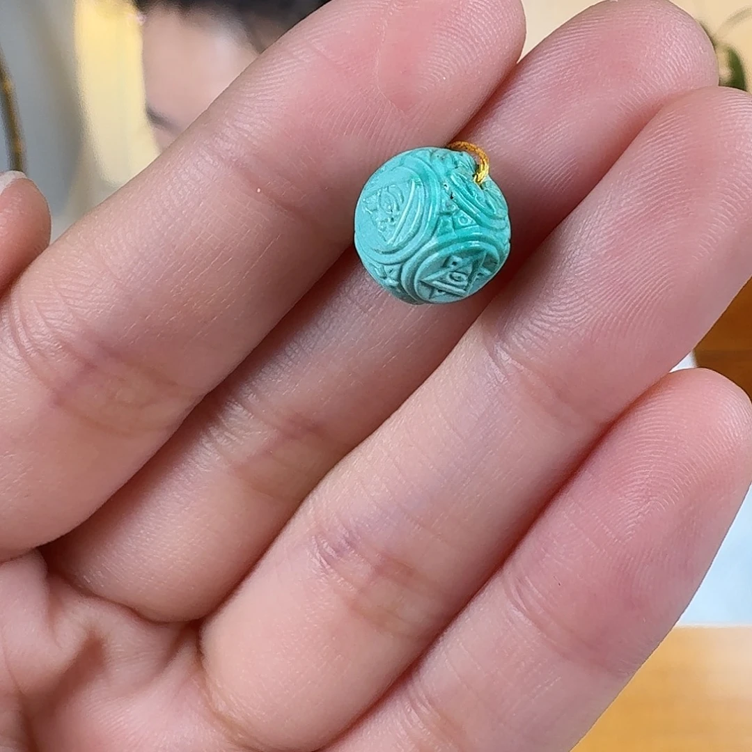 绿松石未镶嵌挂件