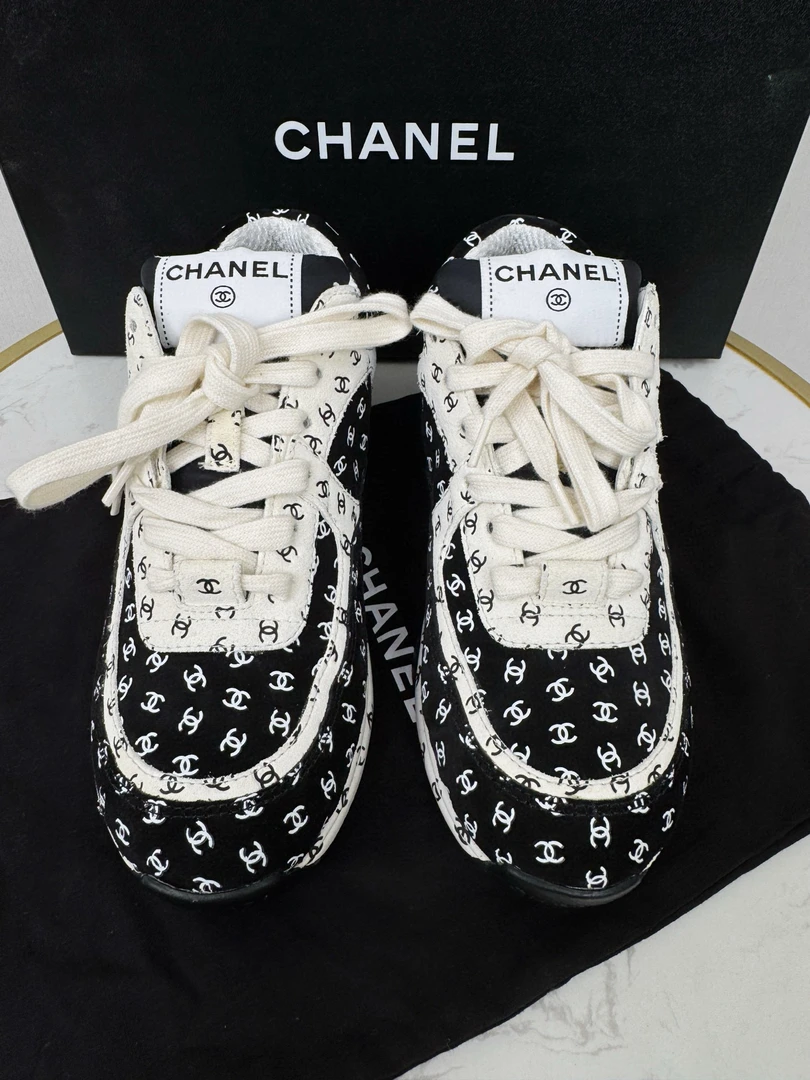 99新 Chanel/香奈儿 Chanel香奈儿运动鞋/36码/99新