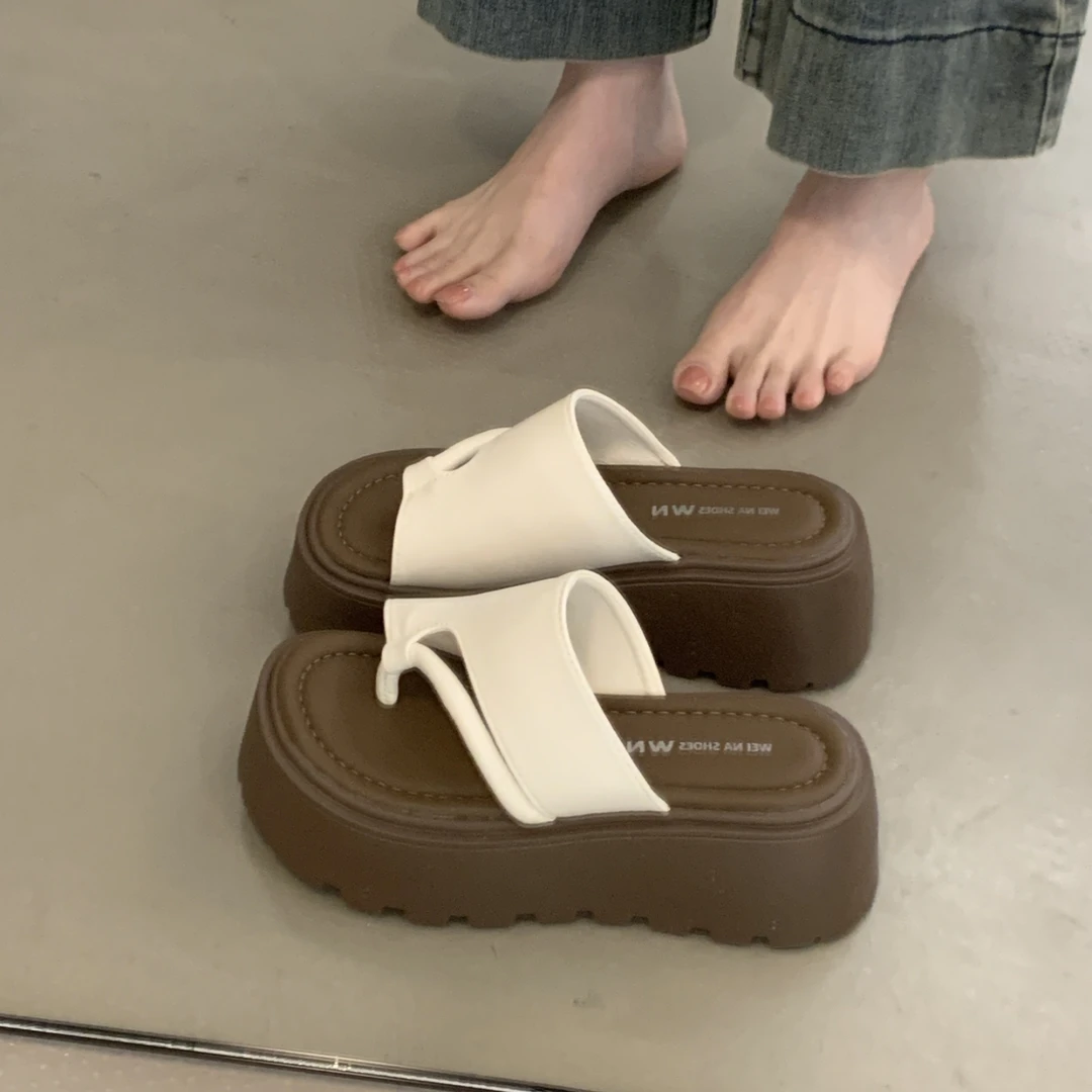 人字拖女夏季厚底超火沙滩夹脚拖鞋2025新款防滑绝美不累脚凉拖鞋
