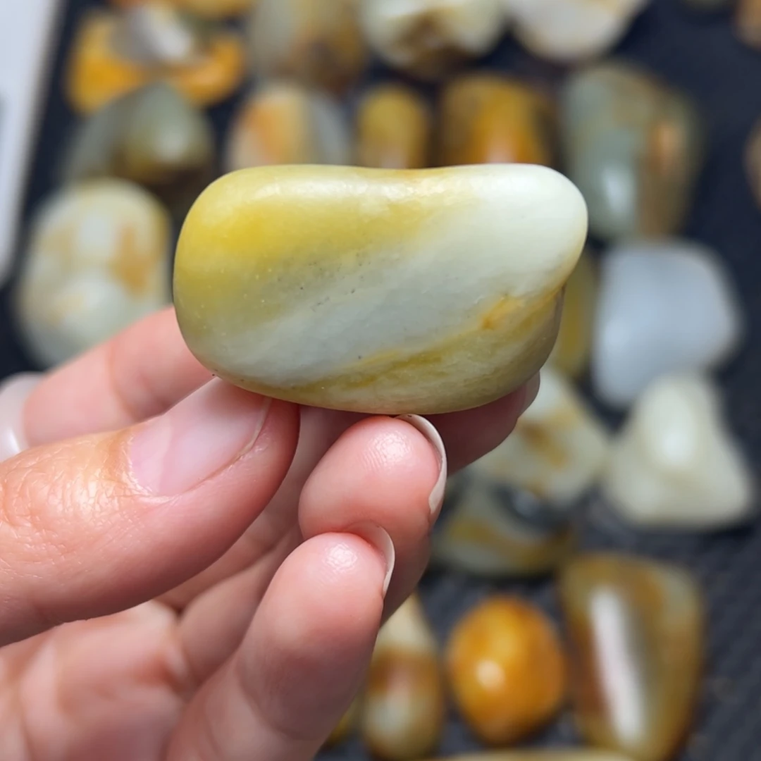 和田玉未镶嵌耳饰23