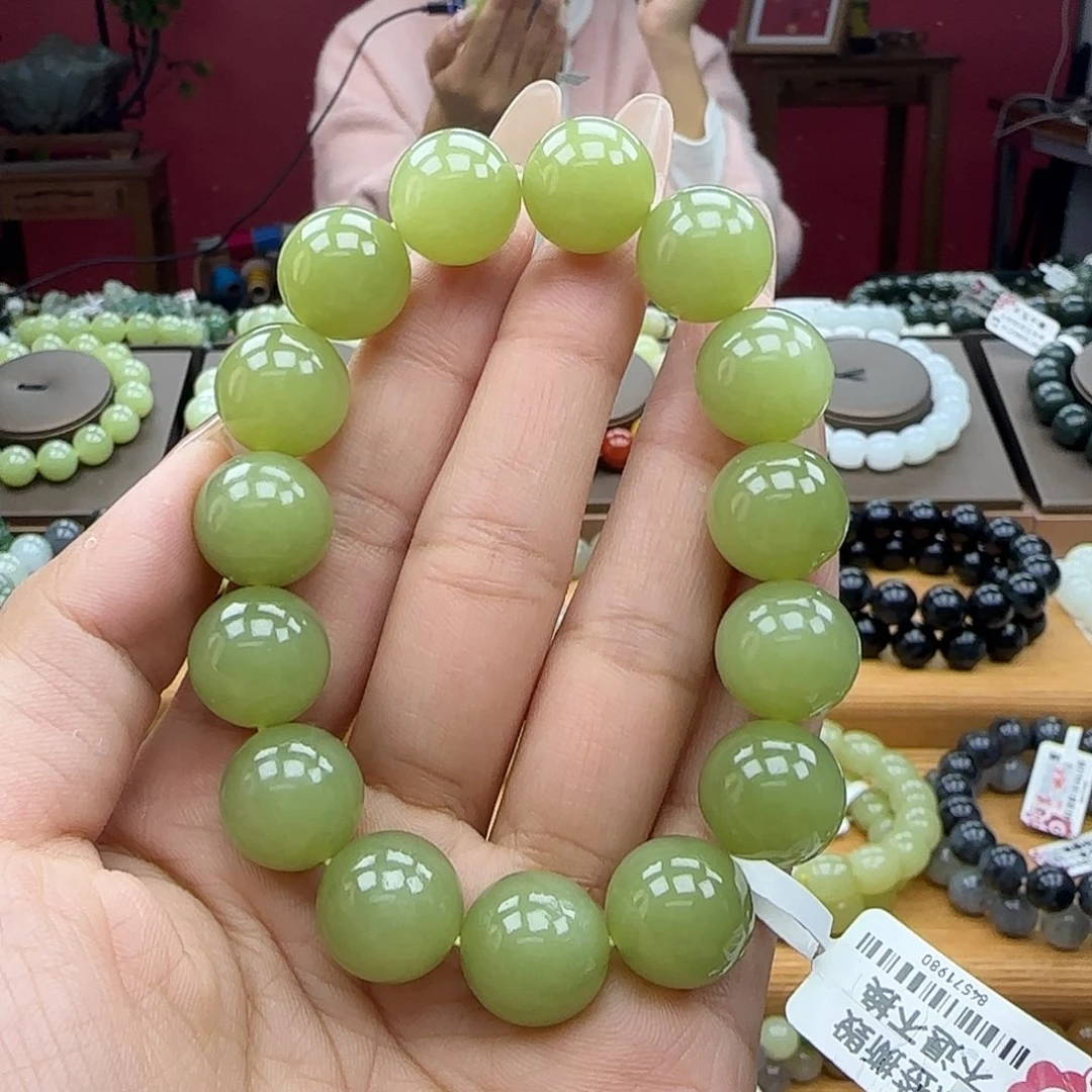 和田玉未镶嵌手串