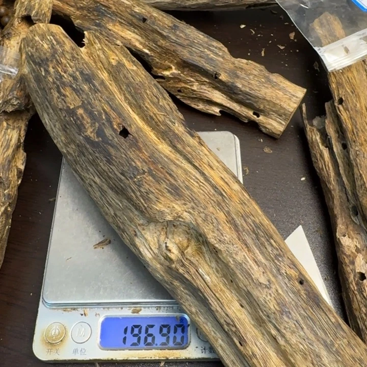 沉香沉香碎屑绿棋糖结196克