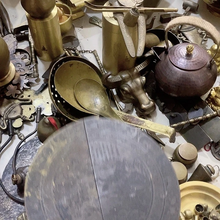 老式铜角古朴典雅的风格