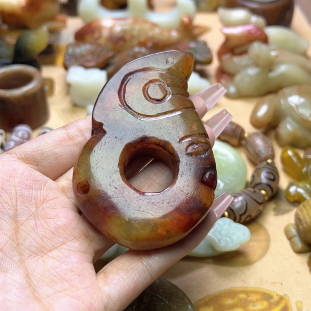 【闪购商品】蛇纹石玉颈饰未镶嵌