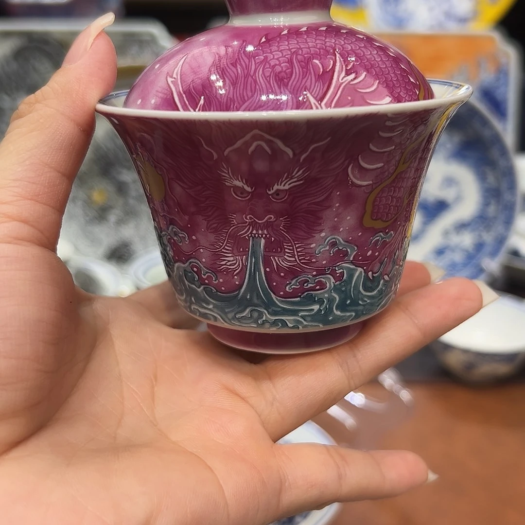 摆件了*。景德镇陶瓷艺术博物有限公司景德镇