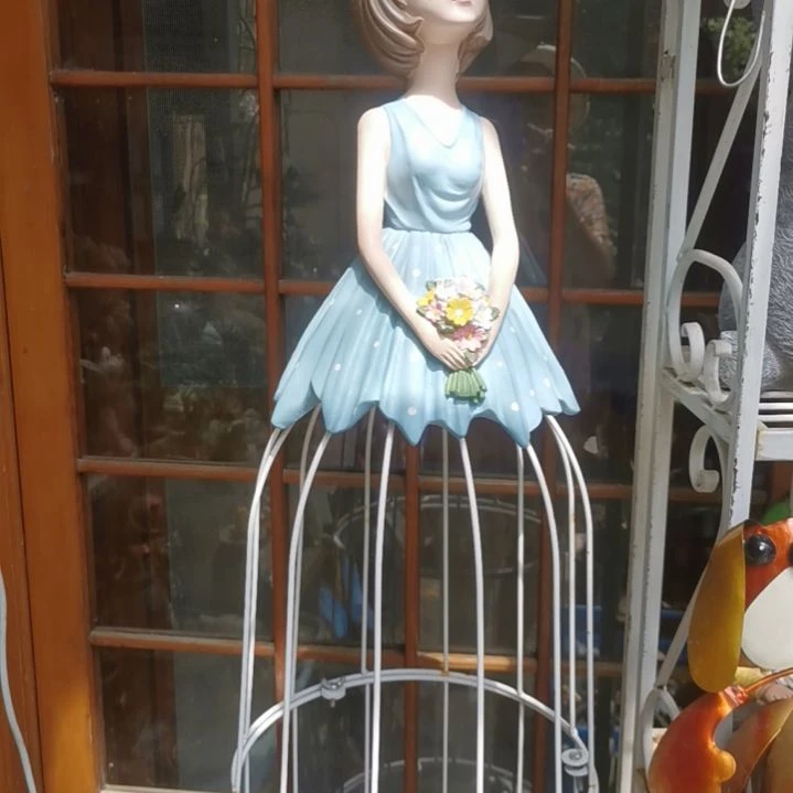 28包邮 默认微瑕，花盆孤品