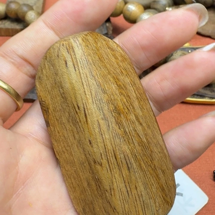 大叶紫檀（黑酸枝木类）