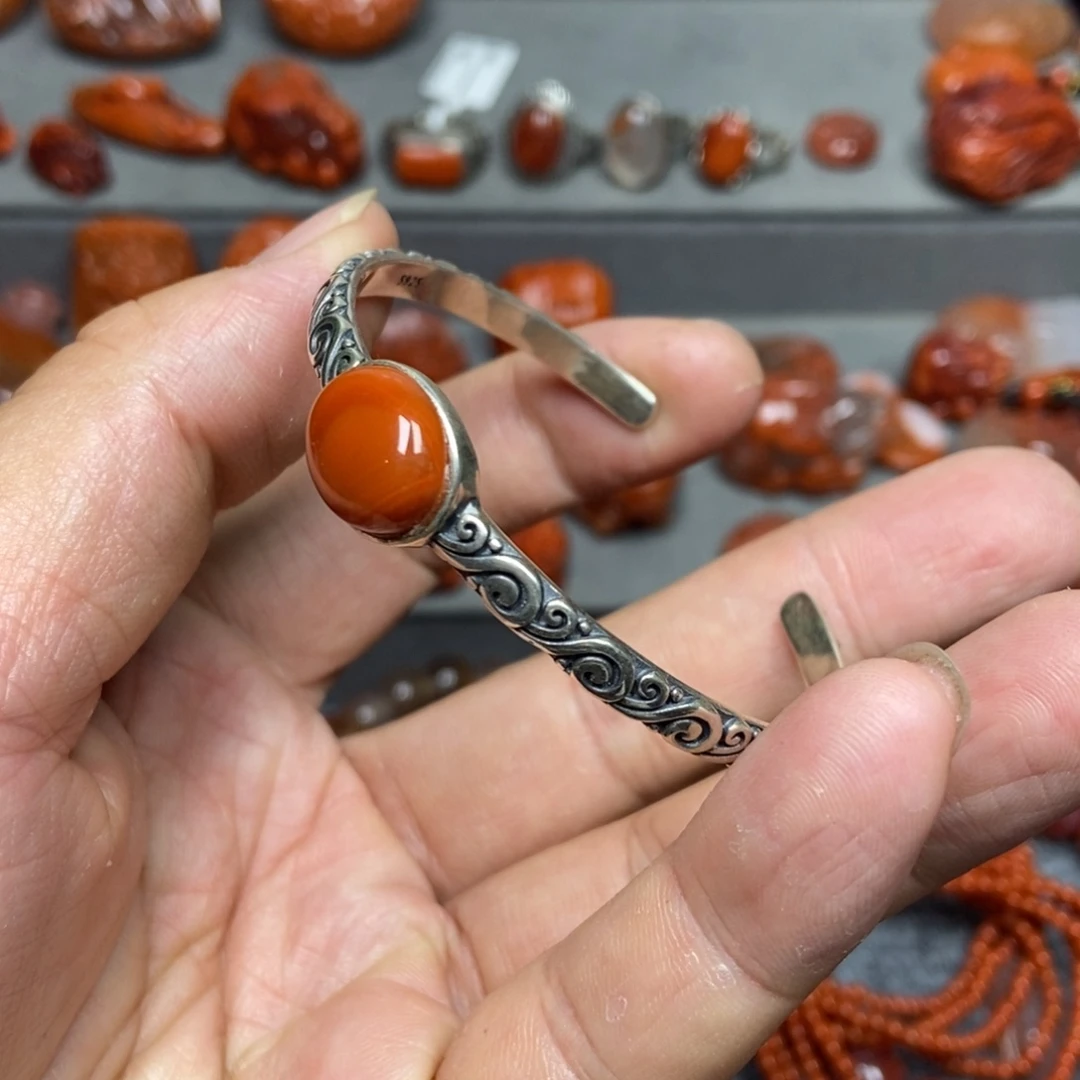 【闪购商品】南红玛瑙手镯银S925镶嵌