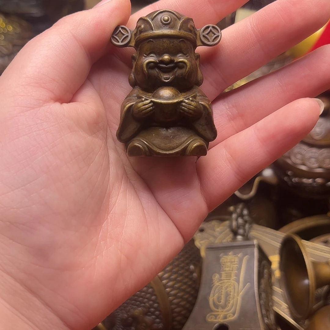 精美铜器批发档口