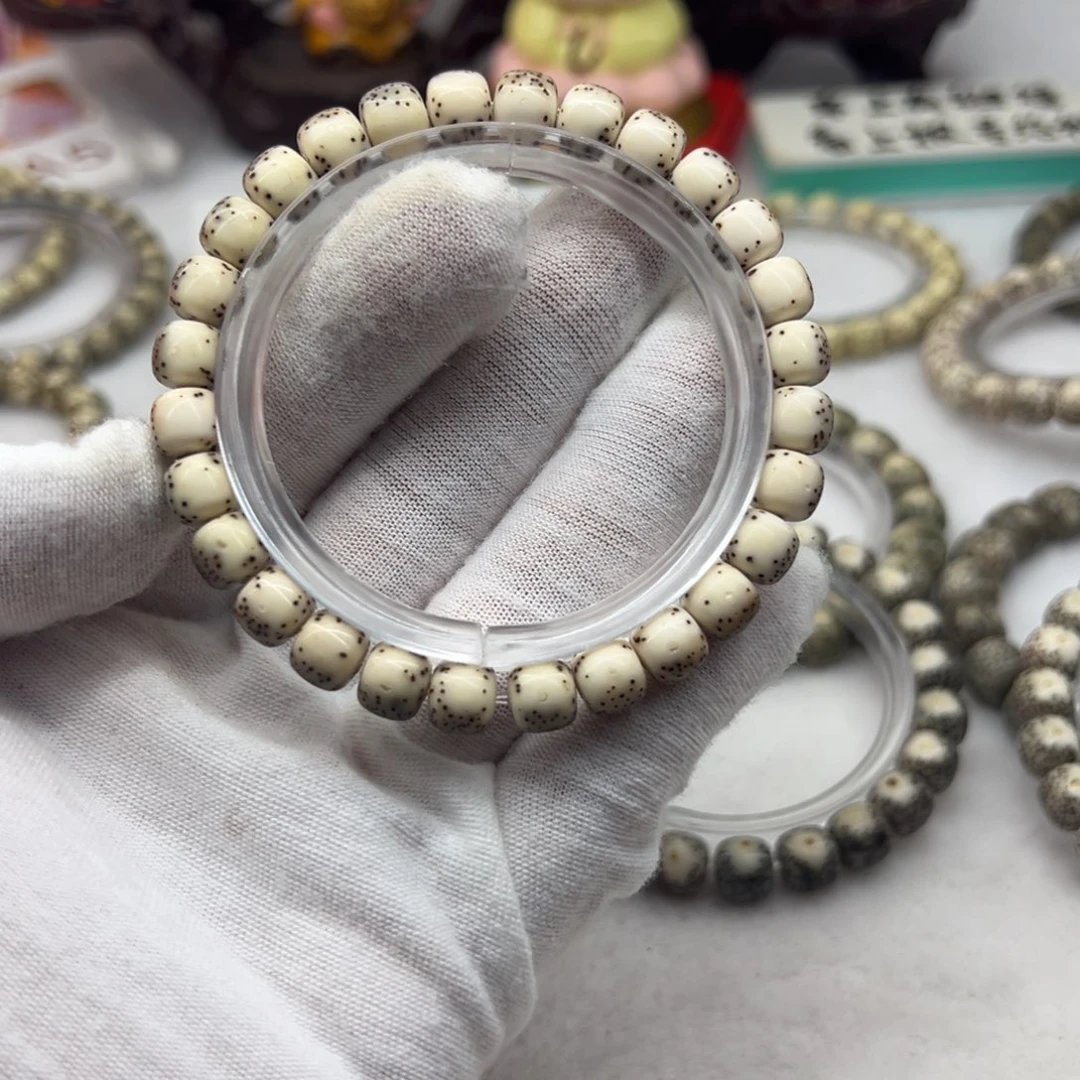 吊坠星月菩提87灰背河豚  有几个月 介意勿拍26