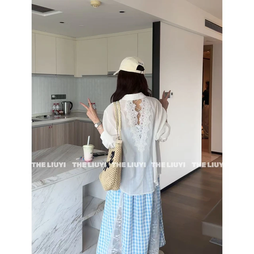 【LIUYI】心动讯号~夏季霜感蕾丝拼接露背衬衫外套54064