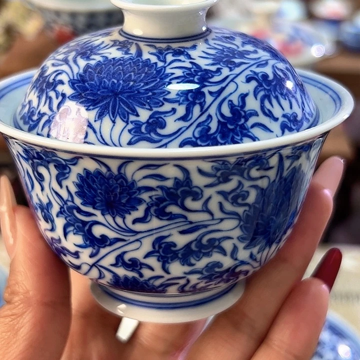 景德镇陶瓷手绘设计风格