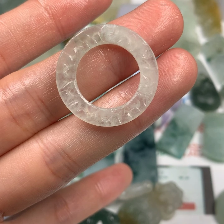 定制翡翠未镶嵌翡翠