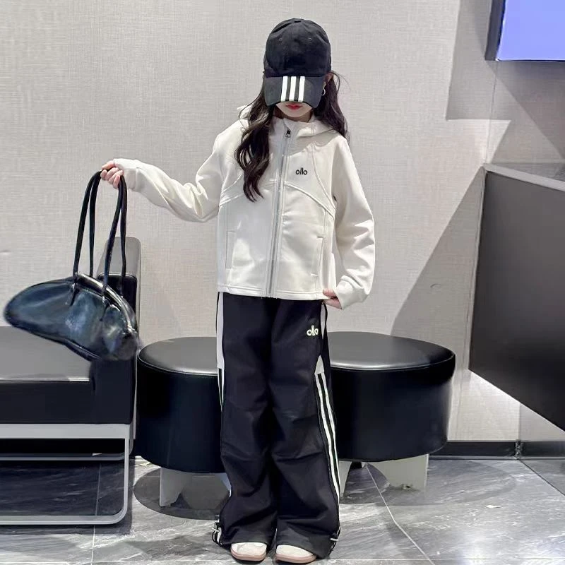 女童秋装套装2025新款女孩大童春秋休闲卫衣外套儿童工装裤两件套
