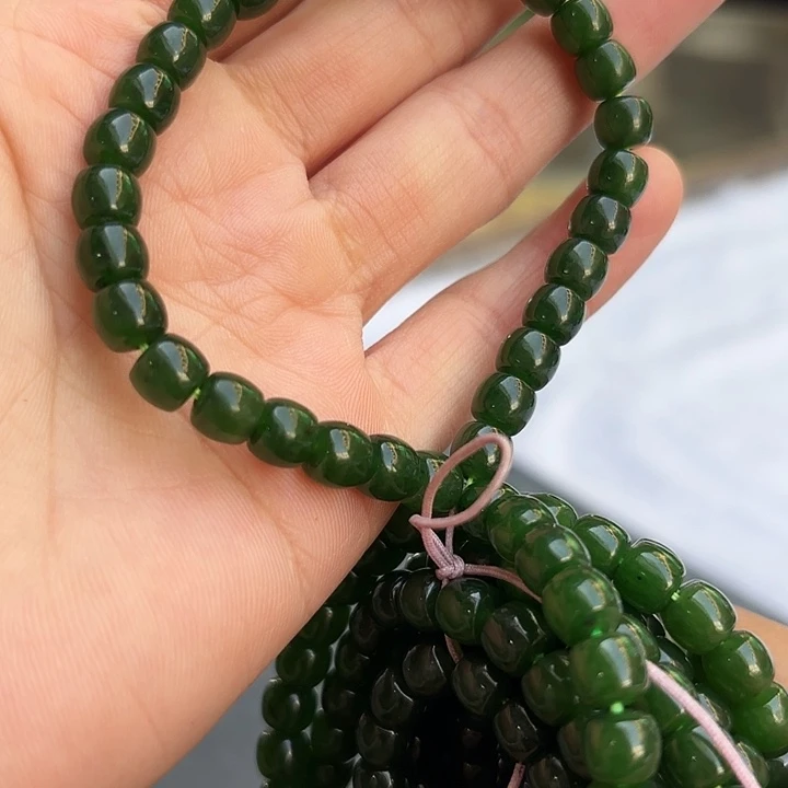 和田玉（碧玉）未镶嵌手链