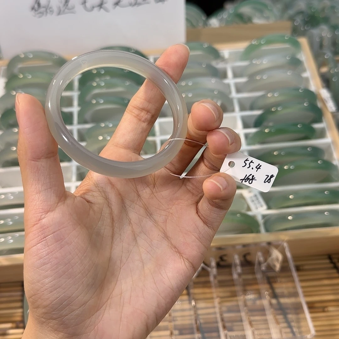 玛瑙/玉髓未镶嵌手镯圈口55.4