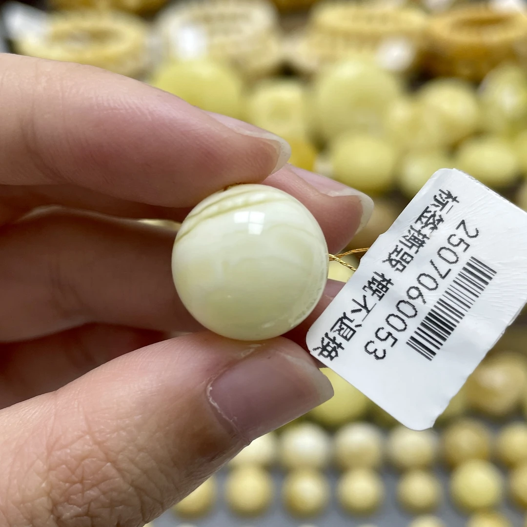 段掌柜臻选·15.5mm天然原矿蜜蜡浓白蜡圆珠瑕