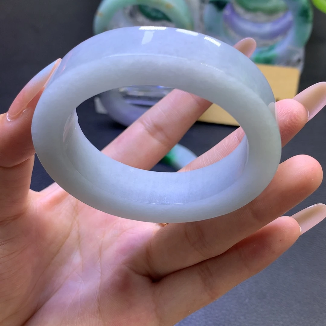 未镶嵌翡翠定制翡翠