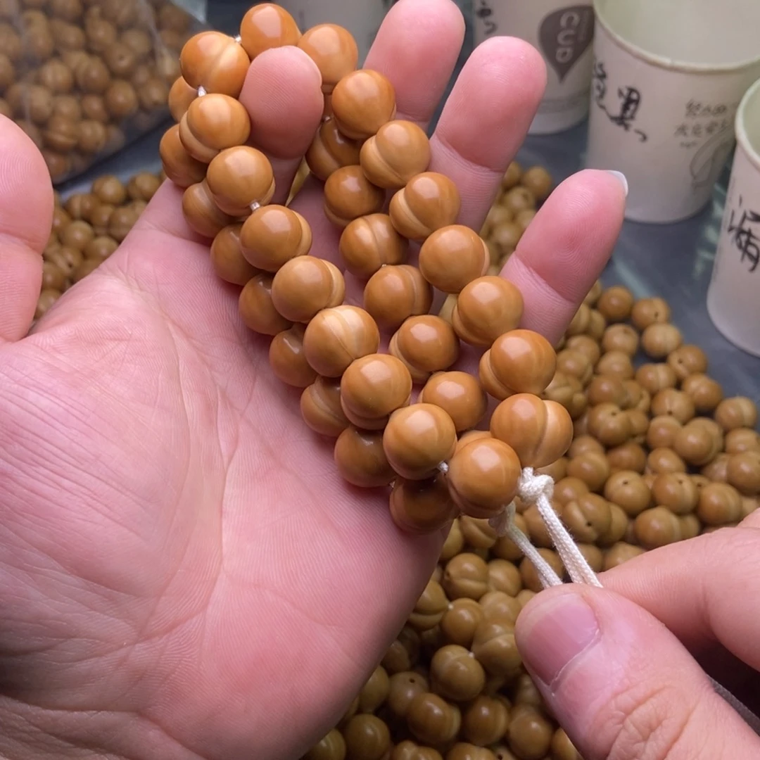 吊坠猴头核桃柯基屁桃