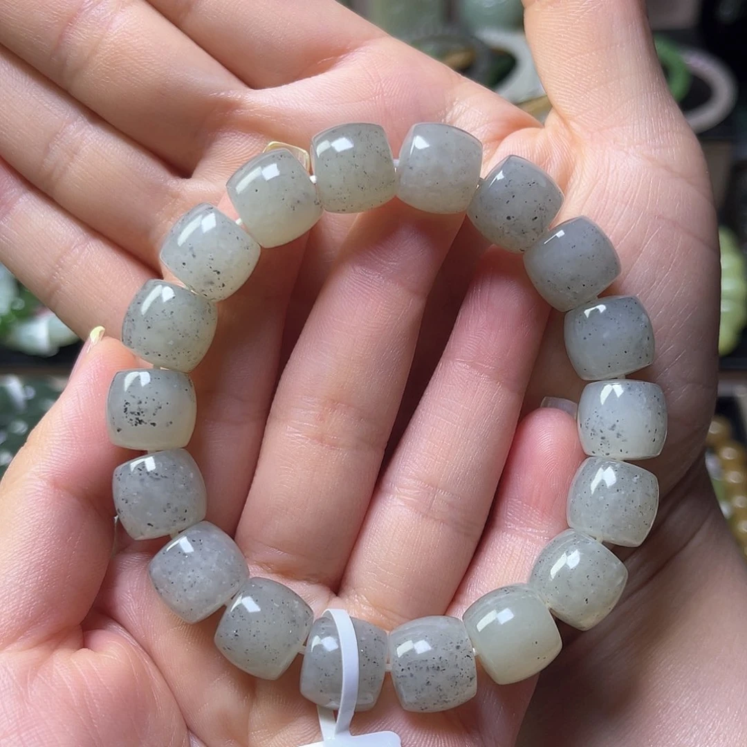 手链未镶嵌和田玉