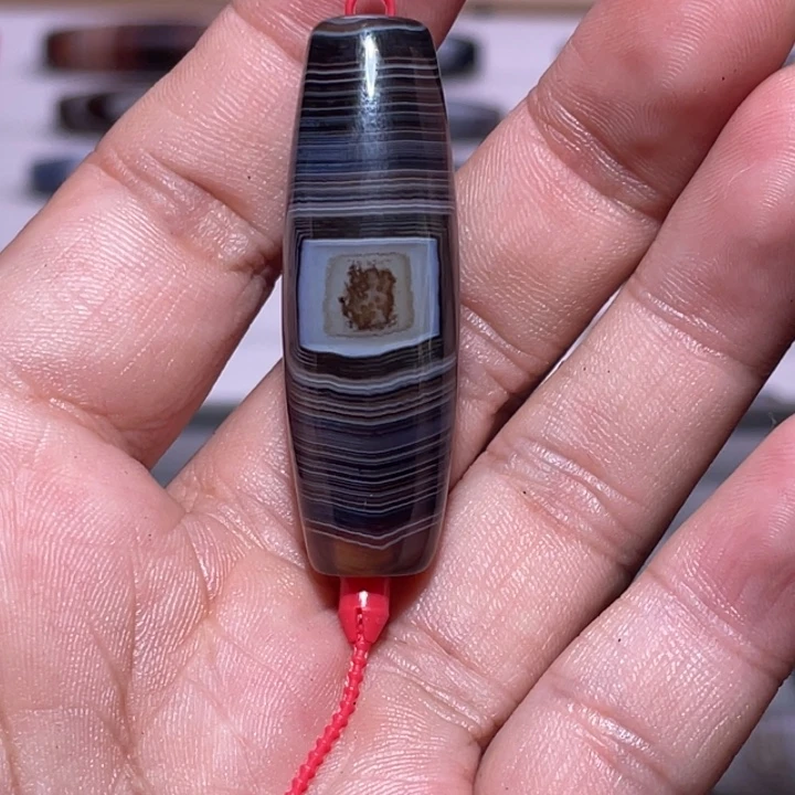 师***！玛瑙/玉髓未镶嵌颈饰