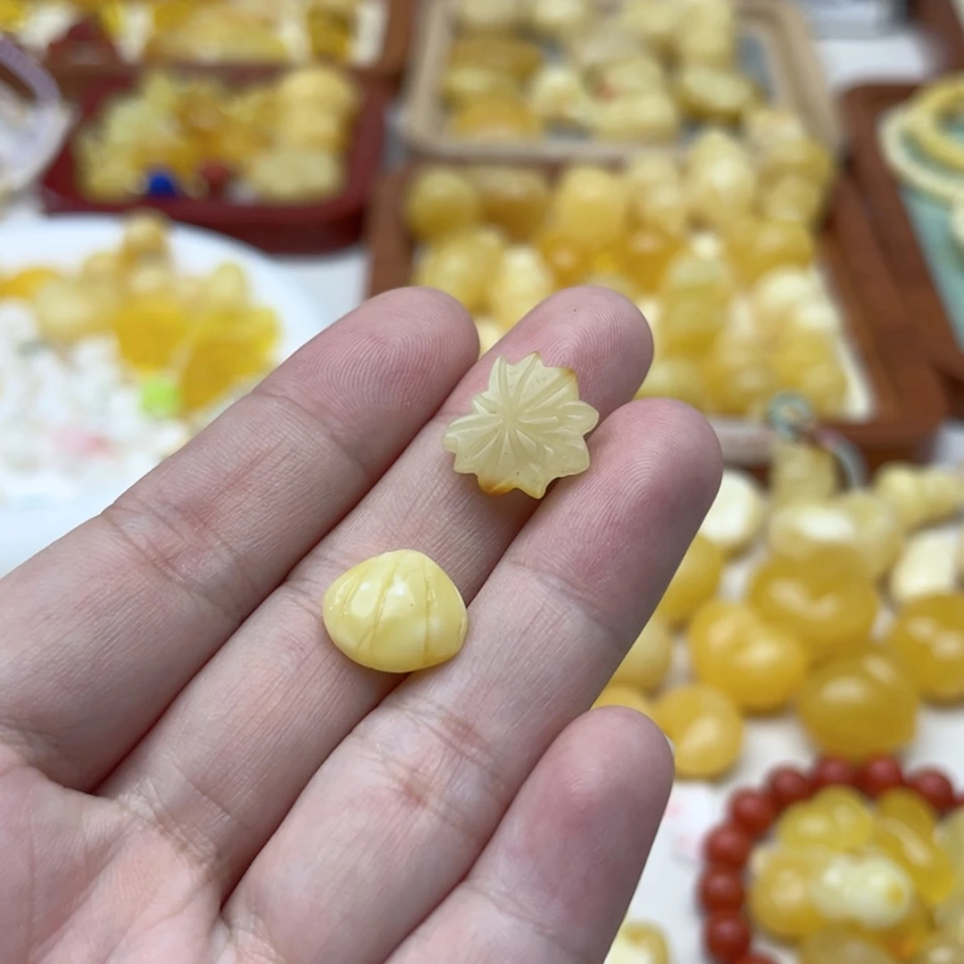 【闪购商品】未镶嵌蜜蜡裸石配饰