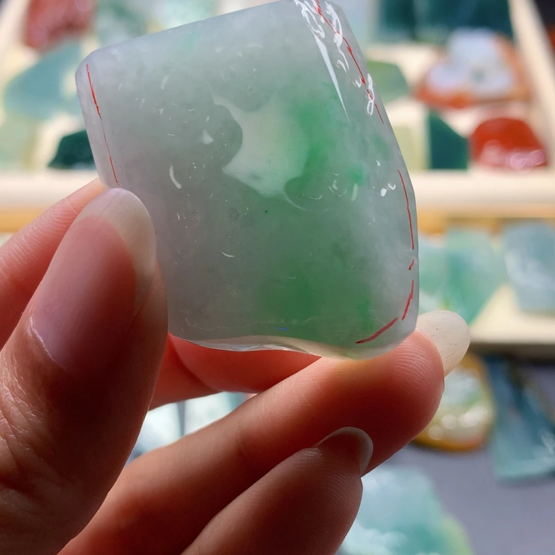 颈饰未镶嵌翡翠翡翠