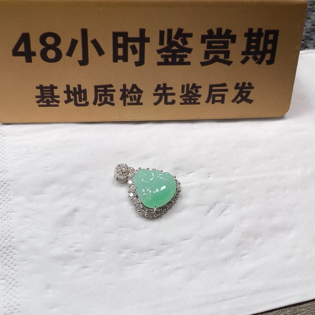颈饰银S925镶嵌翡翠小佛