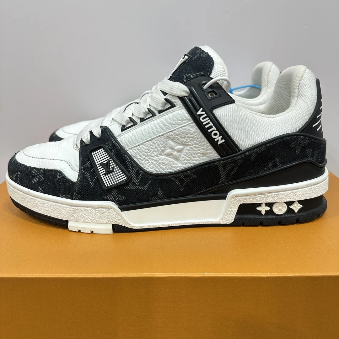 95新 LouisVuitton/路易威登 41码 trainer 黑白牛仔 低帮板鞋