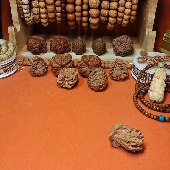 小***豹文玩核桃吊坠饕餮纹
