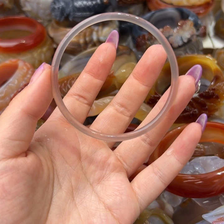 玛瑙/玉髓未镶嵌手镯60.61.62