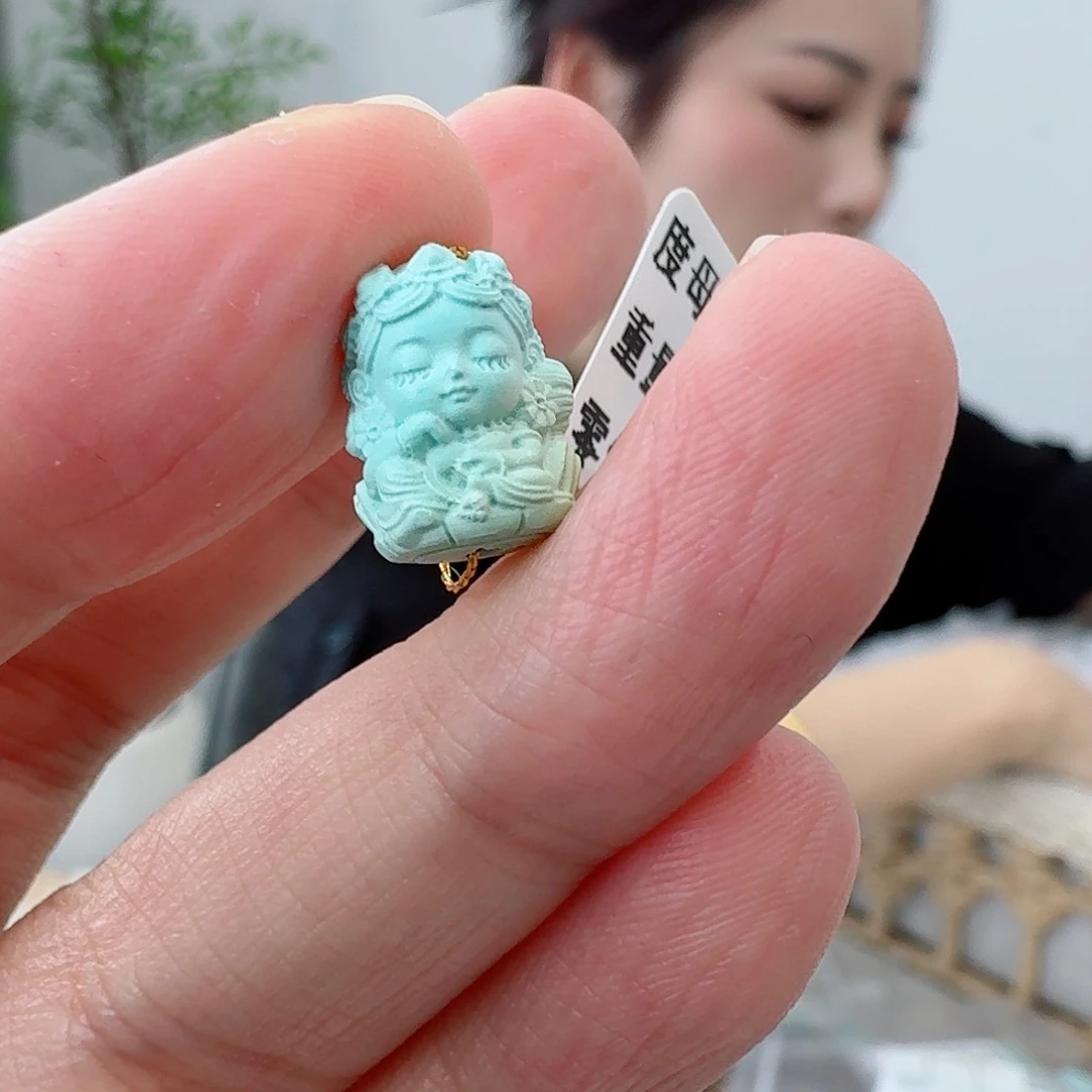 绿松石未镶嵌珠宝奇石