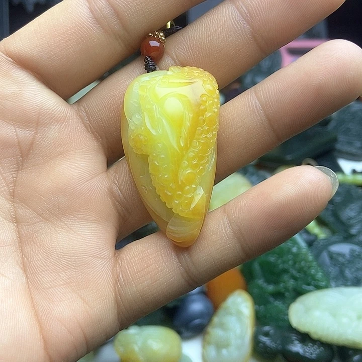 颈饰未镶嵌和田玉