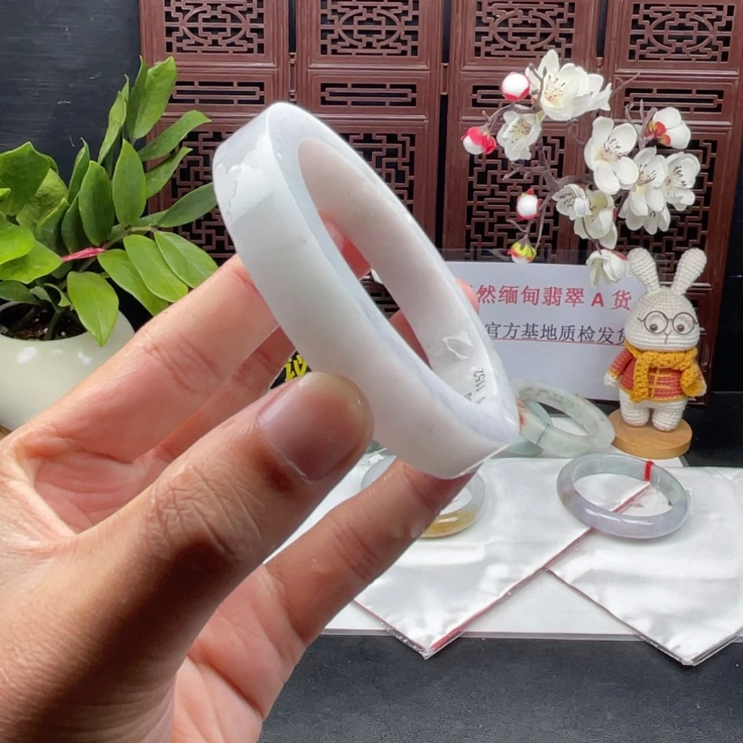 定制翡翠未镶嵌翡翠手镯定制