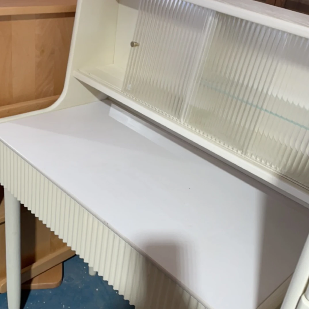 梳妆台样品清样。