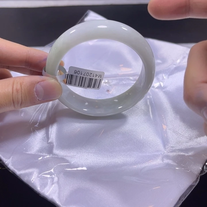 翡翠手镯未镶嵌天然A货翡翠缅料手镯多样性发货团购发一件