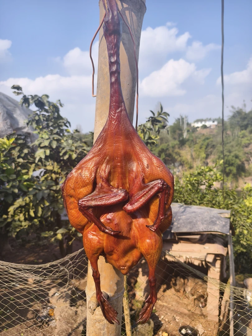 【烟熏板鸭】竹海腊板鸭大鸭老板烟熏鸭食用正宗四川特产
