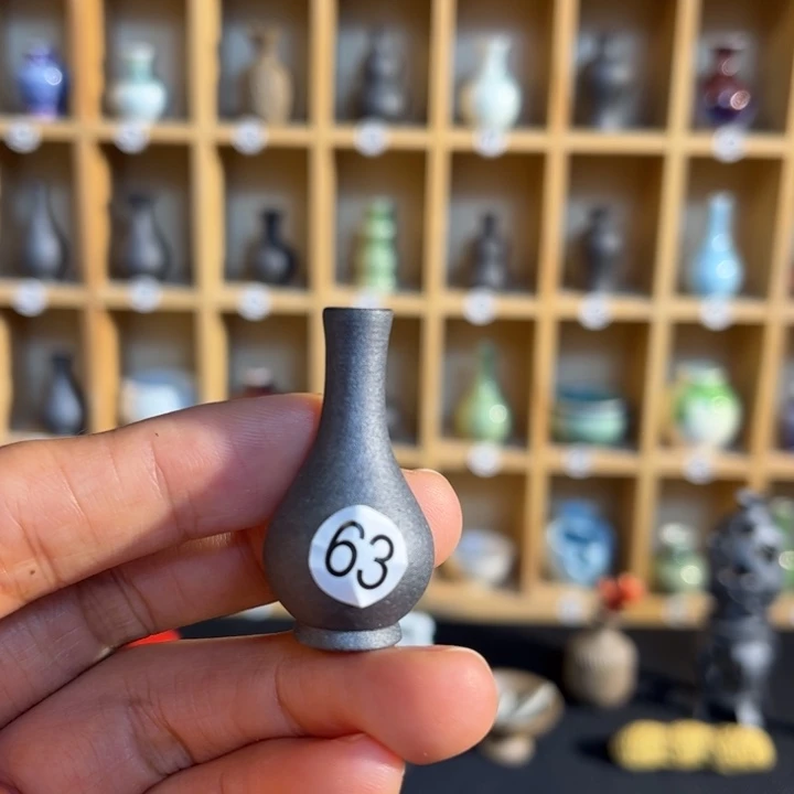 摆件微陶老王迷你花瓶