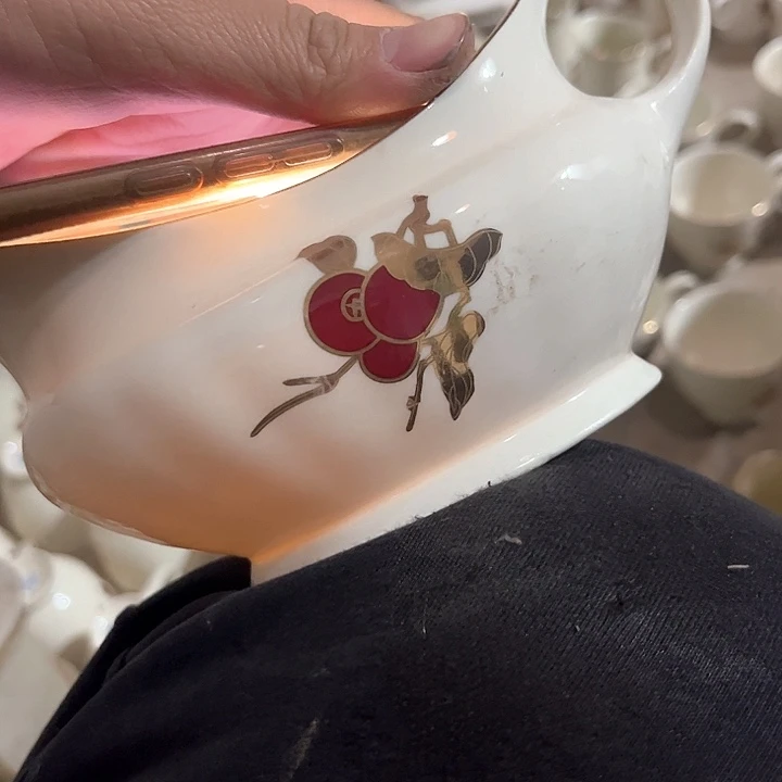 ，摆件，烧制问题都是正常的。