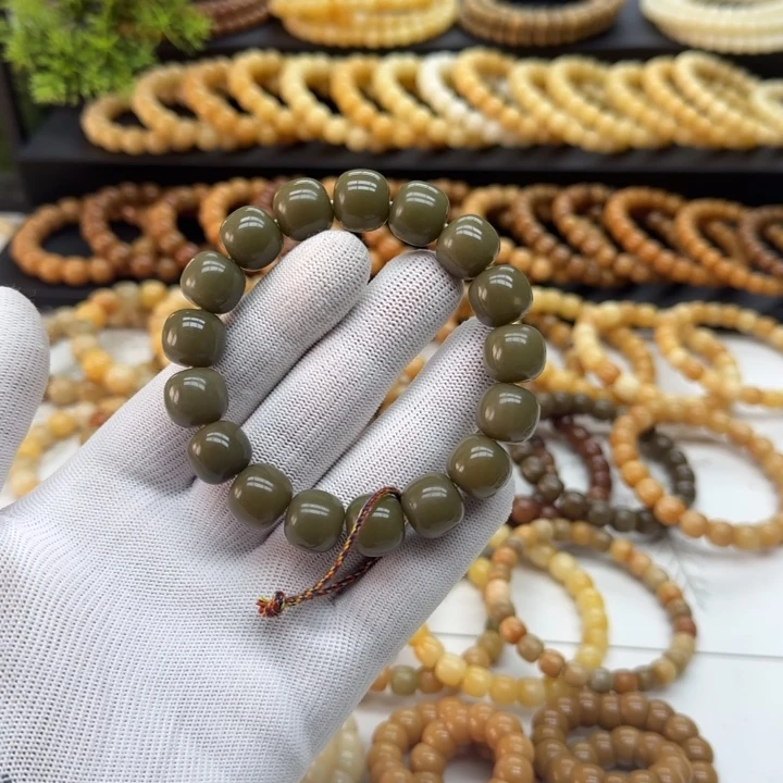 手串菩提根/象牙果13*14 微瑕 5年