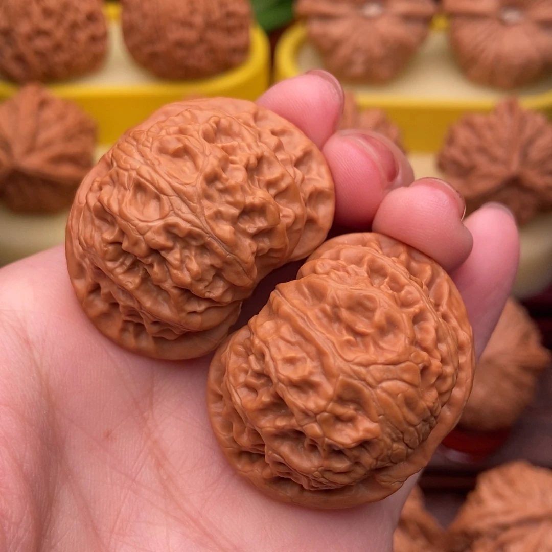 把件文玩核桃精品桃心宫灯狮子头39