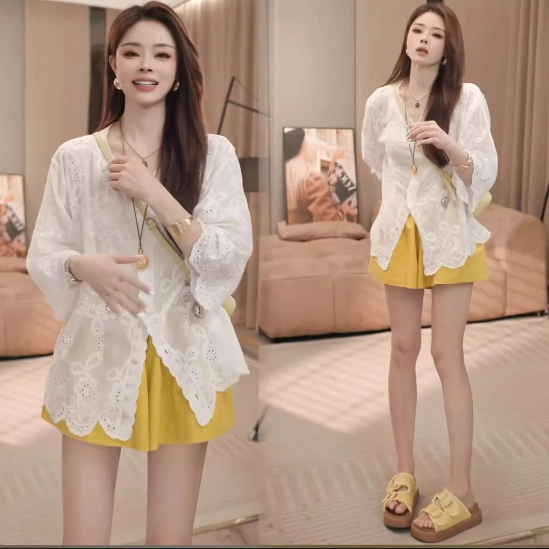 拉夏贝尔时尚套装女2025夏季新款洋气蕾丝刺绣防晒上衣短裤两件套