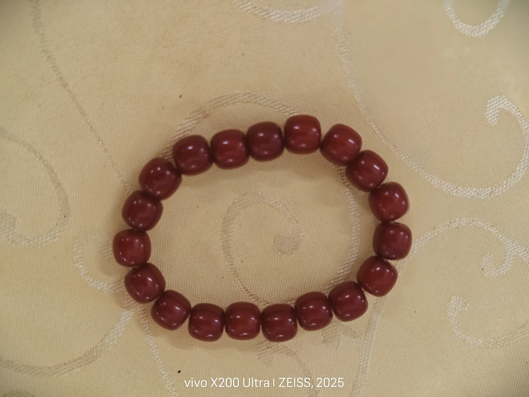 054朱砂红桶珠菩提