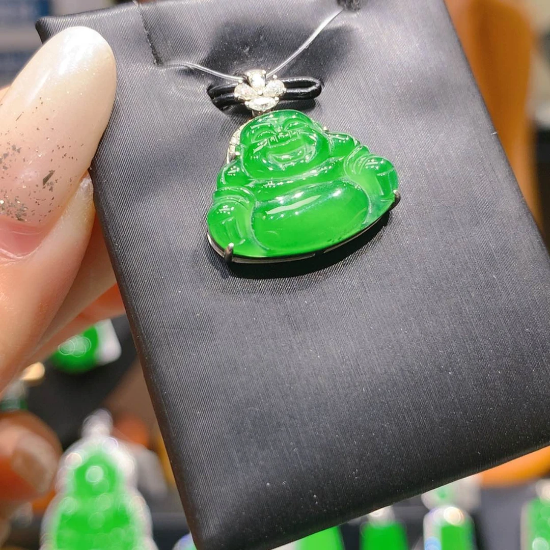 【闪购商品】颈饰18K金镶嵌翡翠5柒姐