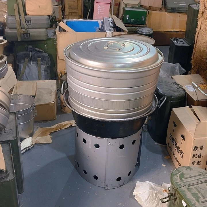 用****711样东西蒸笼加铁锅加盆