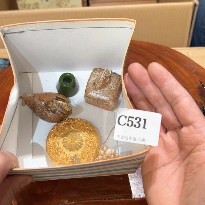 瓷器周边默认瑕疵1崤