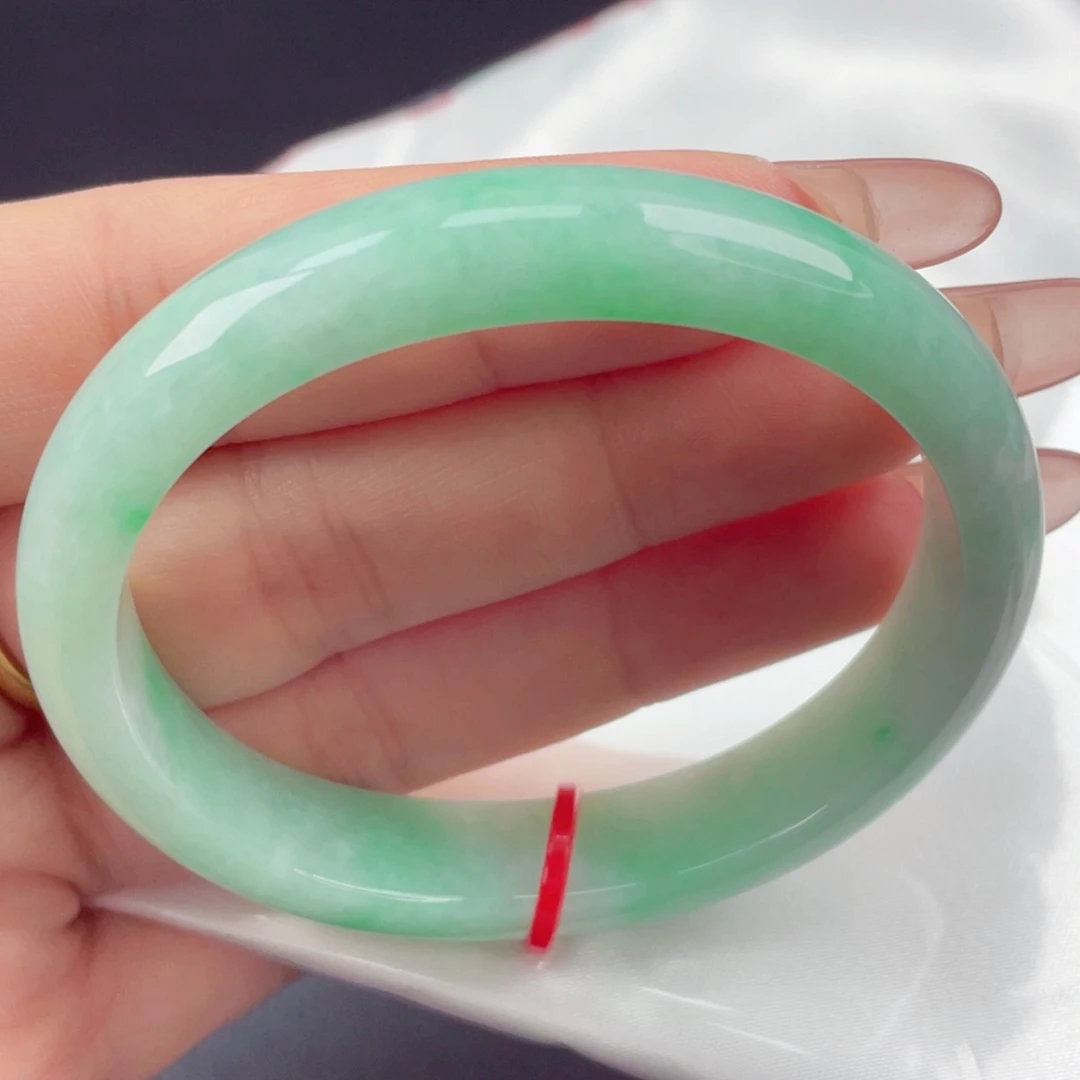 未镶嵌手镯翡翠56贵妃