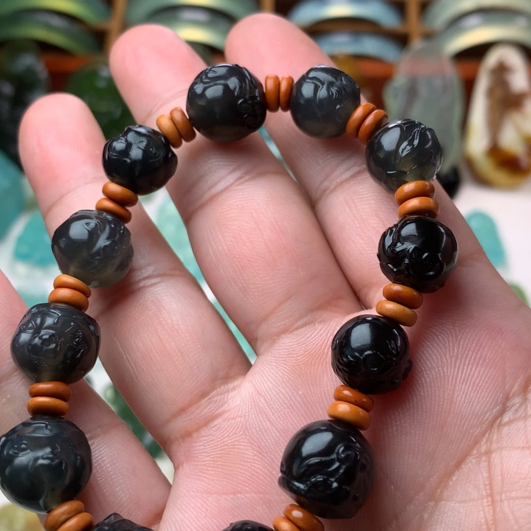 蛇纹石玉未镶嵌十二生肖手串