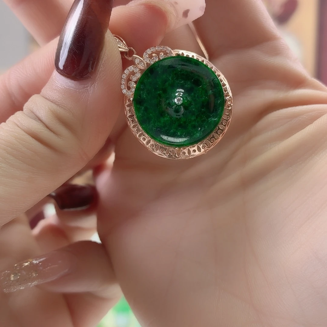 翡翠银S925镶嵌颈饰翡翠